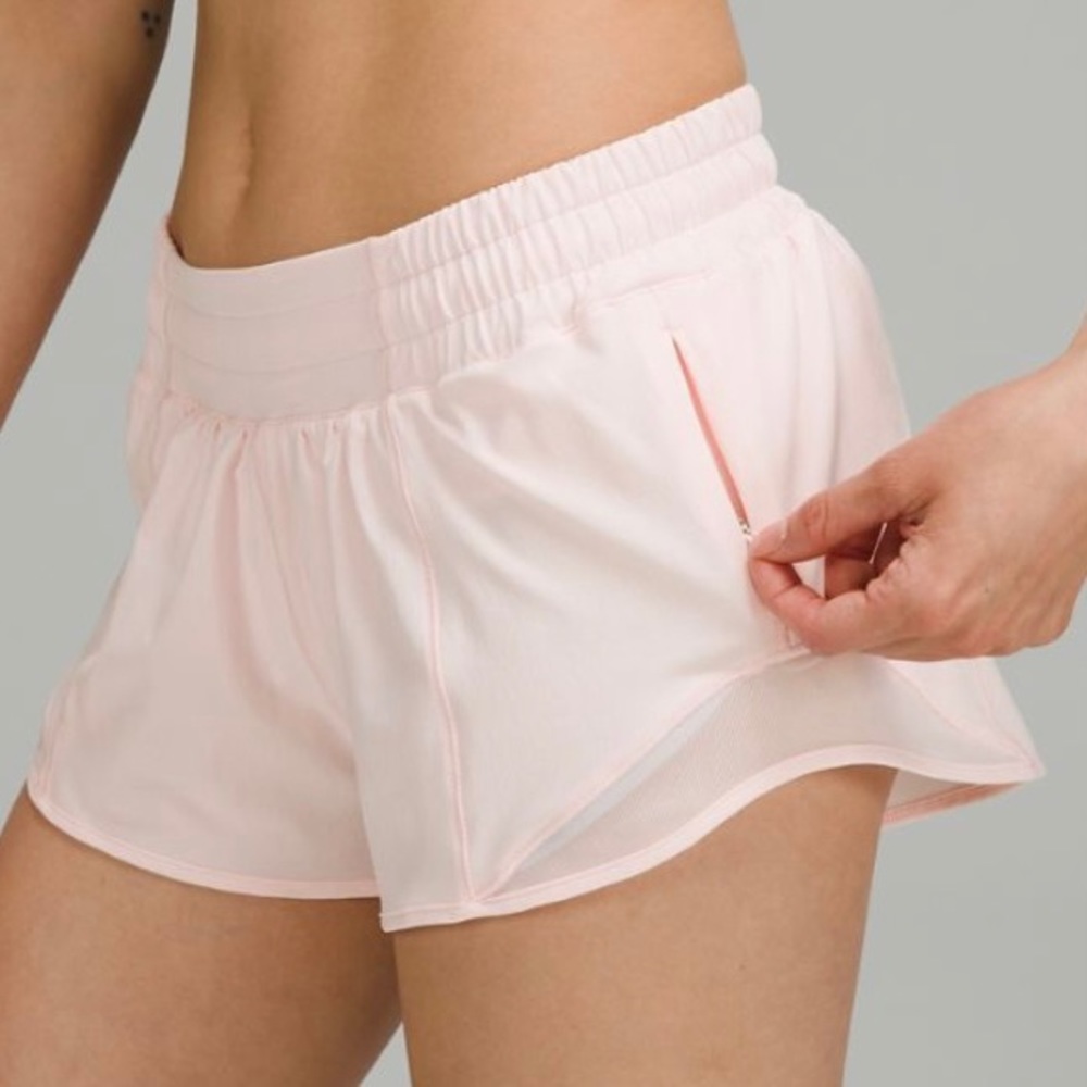Lululemon hotty hot LR shorts 2.5” strawberry milkshake